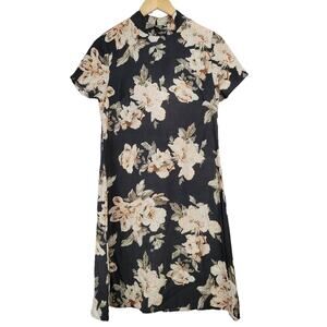Pink Sophie Women's Small Floral Print Short Sleeve Mock Neck Sheath‎ Dress
